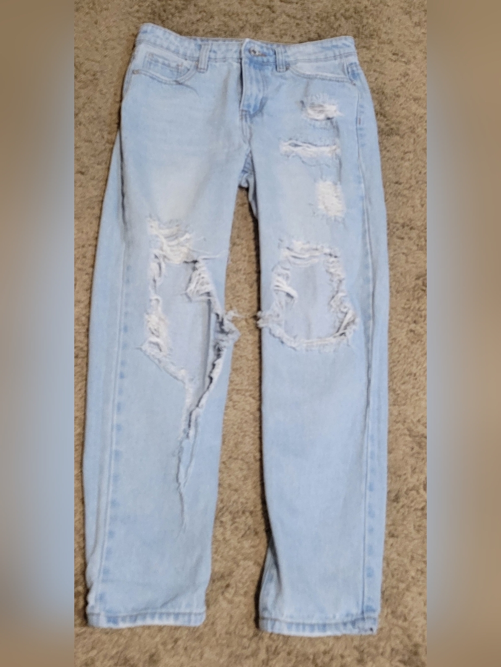 Light Wash Distressed Women’s Boyfriend Jeans